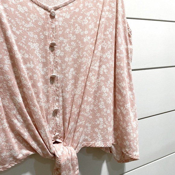 Closet Cleanout✨ Target Tie Tank (M/L) - Picture 2 of 2